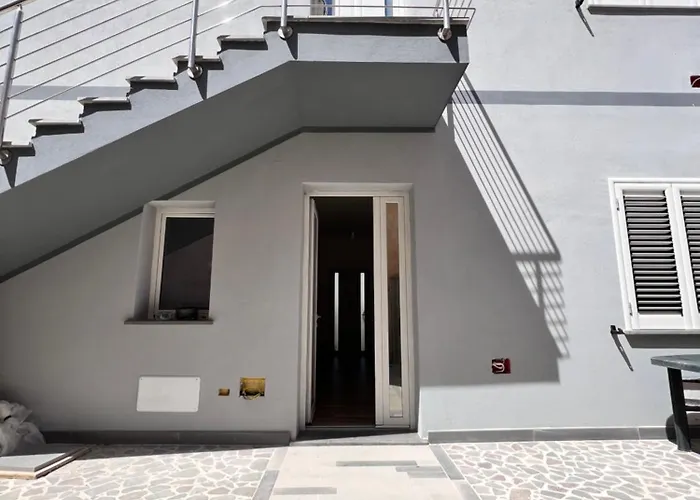Casa Dell Arco
